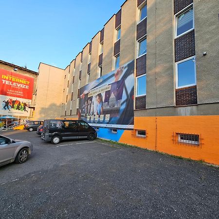 Ubytovani Strekov Arena Ústí nad Labem Exterior foto